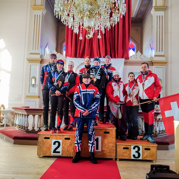 2. místo štafety národů