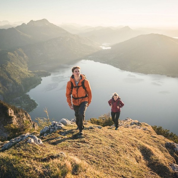 Výšlap nad jezerem Attersee. ©TVB Attersee-Attergau / Moritzs Ablinger