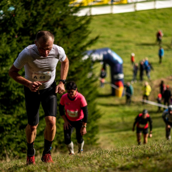 Velké Karlovice budou v sobotu 22. října hostit Běhej Valachy, - 3