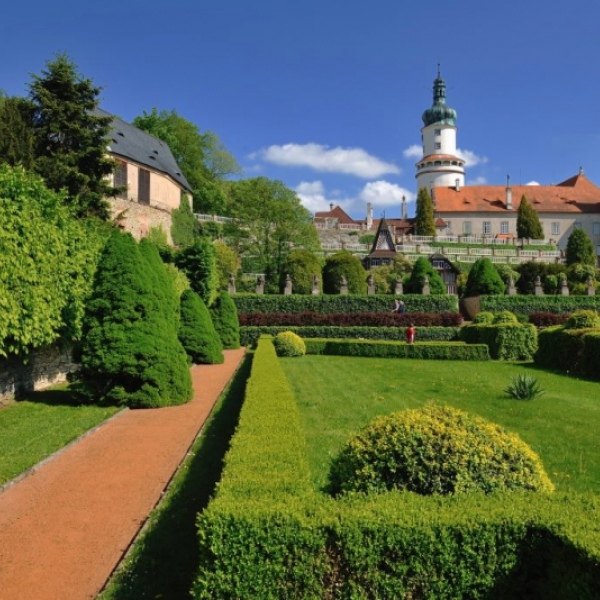 Květen na Zámku Nové Město nad Metují