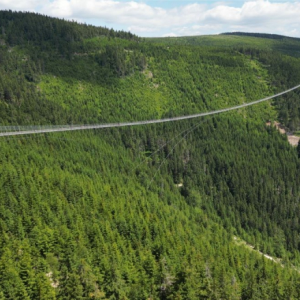 Světový rekord stále drží český most Sky Bridge 721 - 3